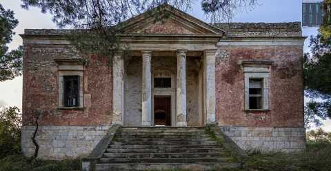 Grumo, l'ottocentesca Villa Mastroserio: rifugio segreto dei carbonari della Bruto Secondo